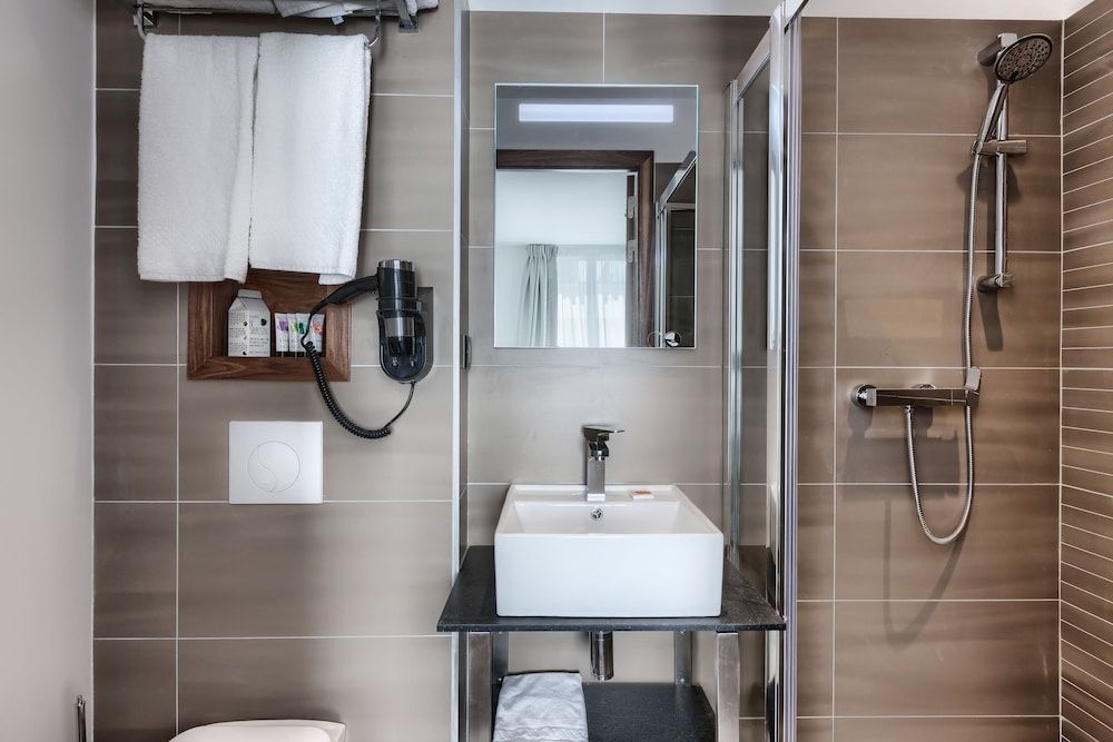 Hotel Le Trente Double or Twin Room 5