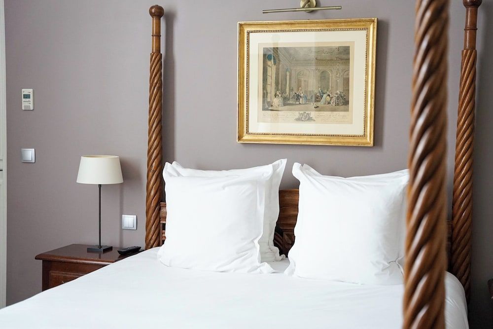 Room (Prestige)