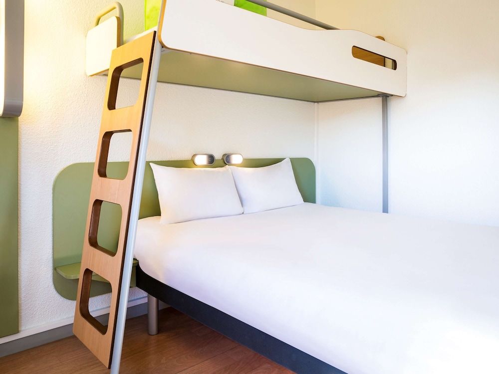 ibis budget Lyon Gerland Triple Room, Multiple Beds 2