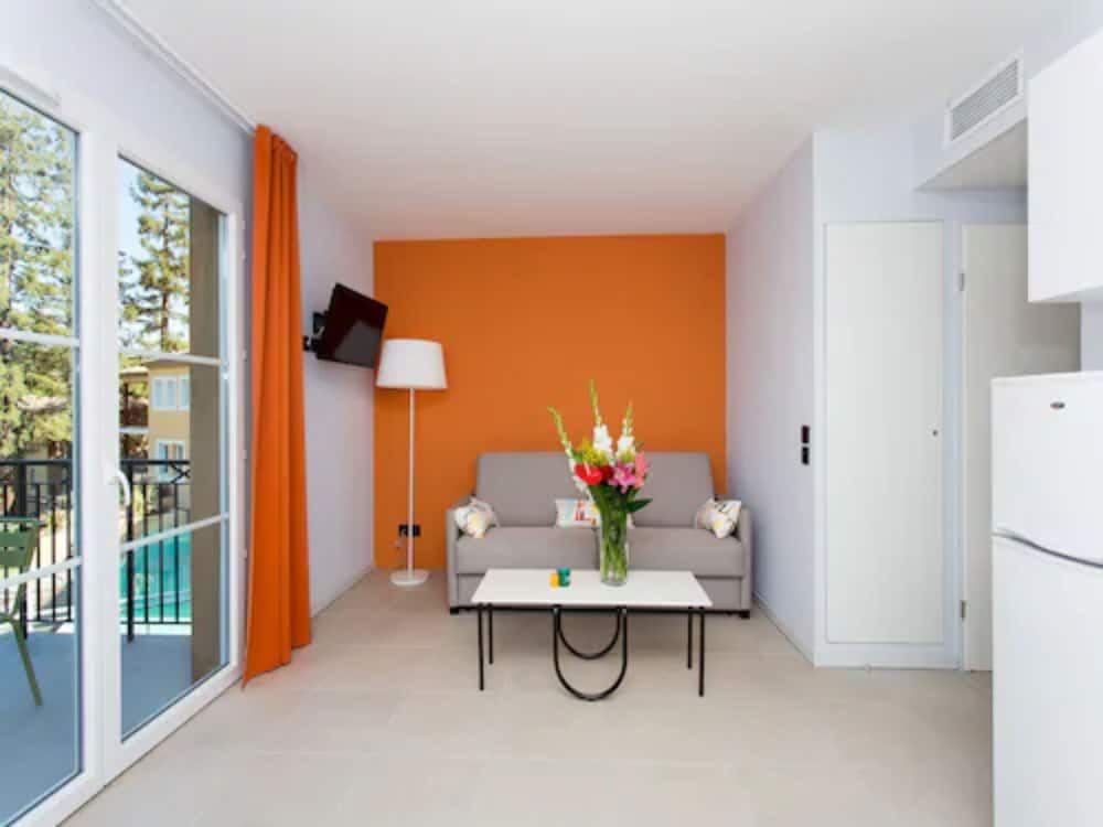 Adonis Mougins Apartment, 2 Bedrooms 6