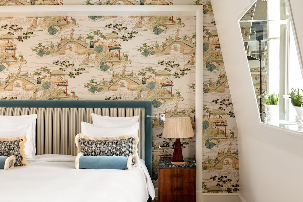 Junior Suite (Top Floor)