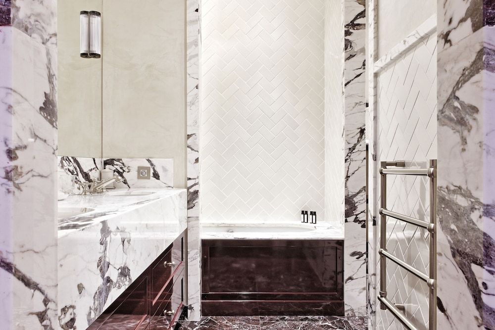 Saint James Paris - Relais & Chateaux Room (Boudoir) 3