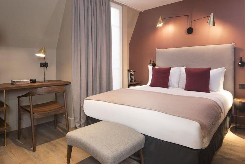 undefined Maxim Quartier Latin 3