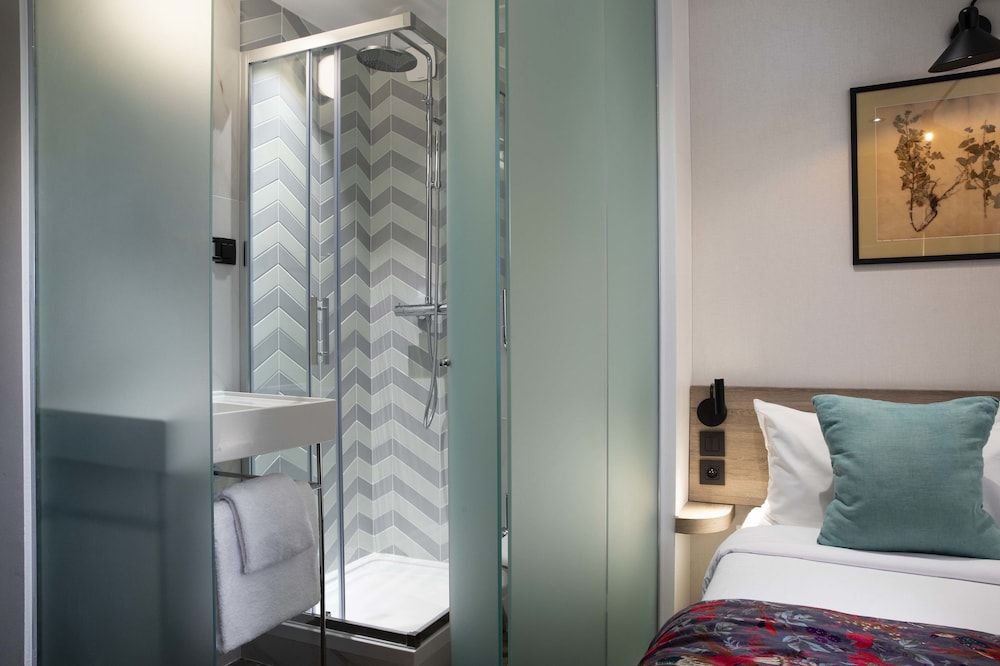 Maxim Quartier Latin Classic Room 5