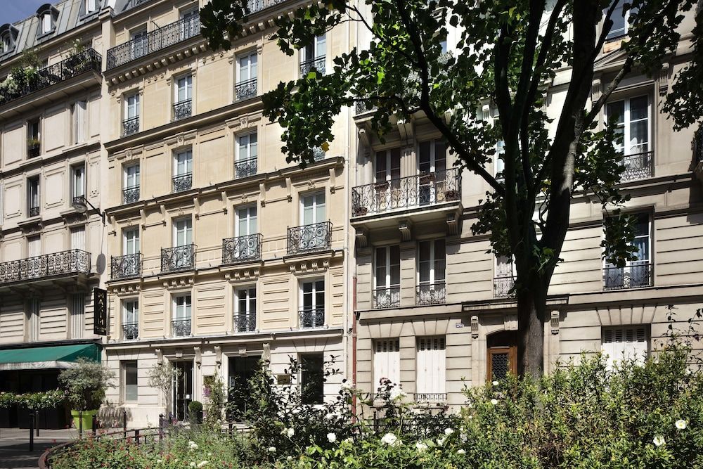 undefined Maxim Quartier Latin 6