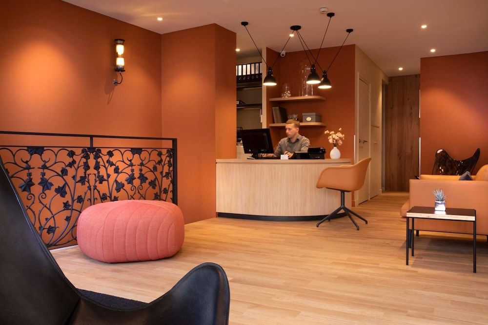 undefined Hotel Jardin Des Plantes