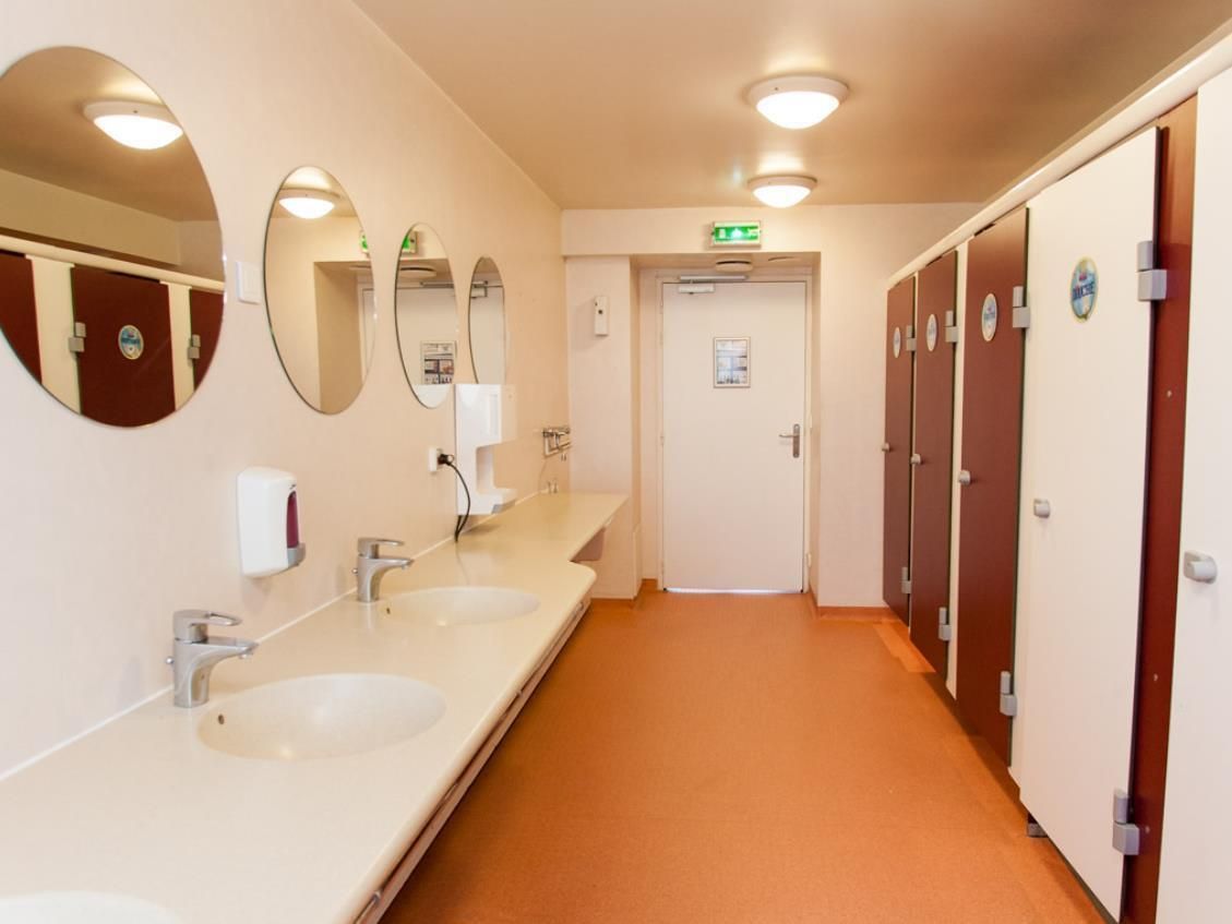 undefined St Christopher's Inns The Canal Hostel 10