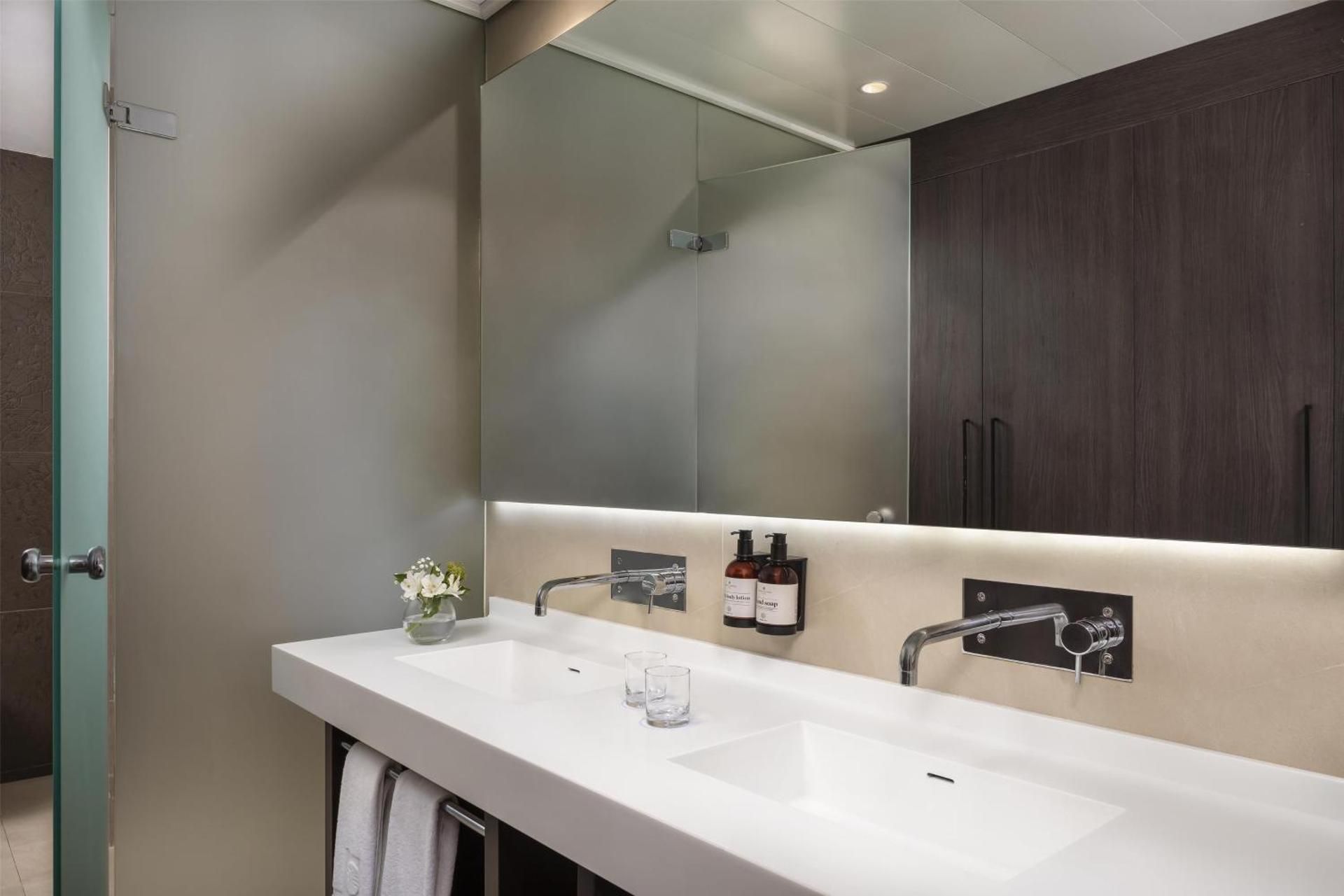 Suite with Terrace with Extra Bed