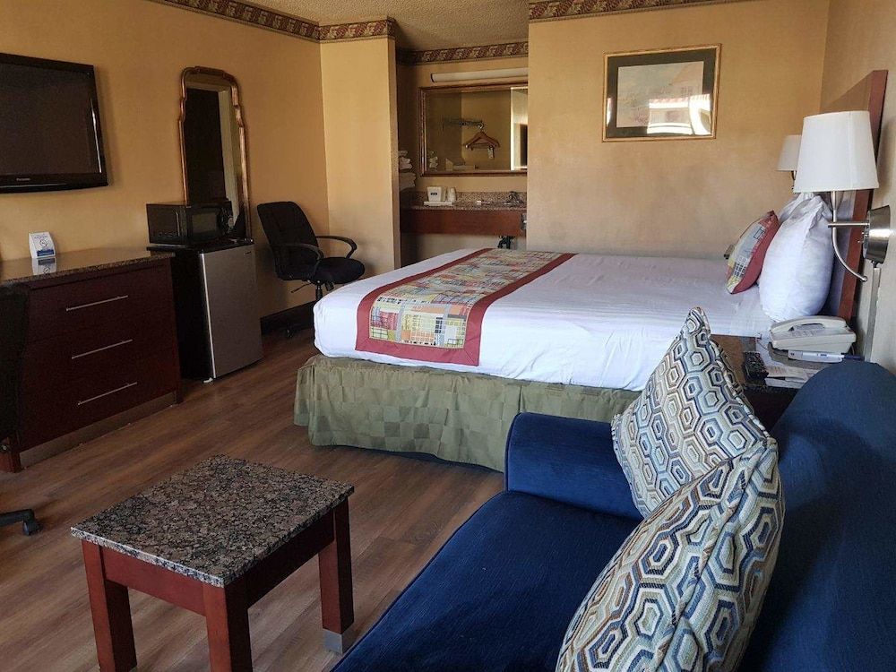 Room, 1 King Bed, Accessible, Non Smoking