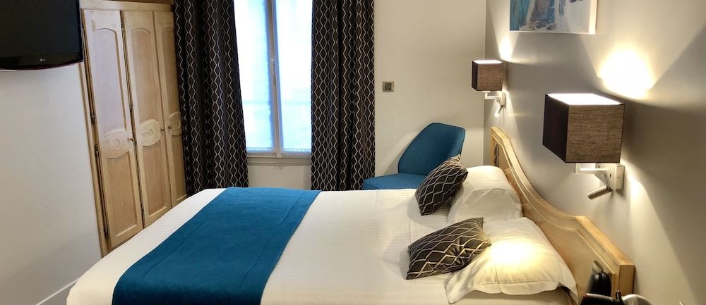 Hôtel du Midi Paris Montparnasse Superior Double Room 6