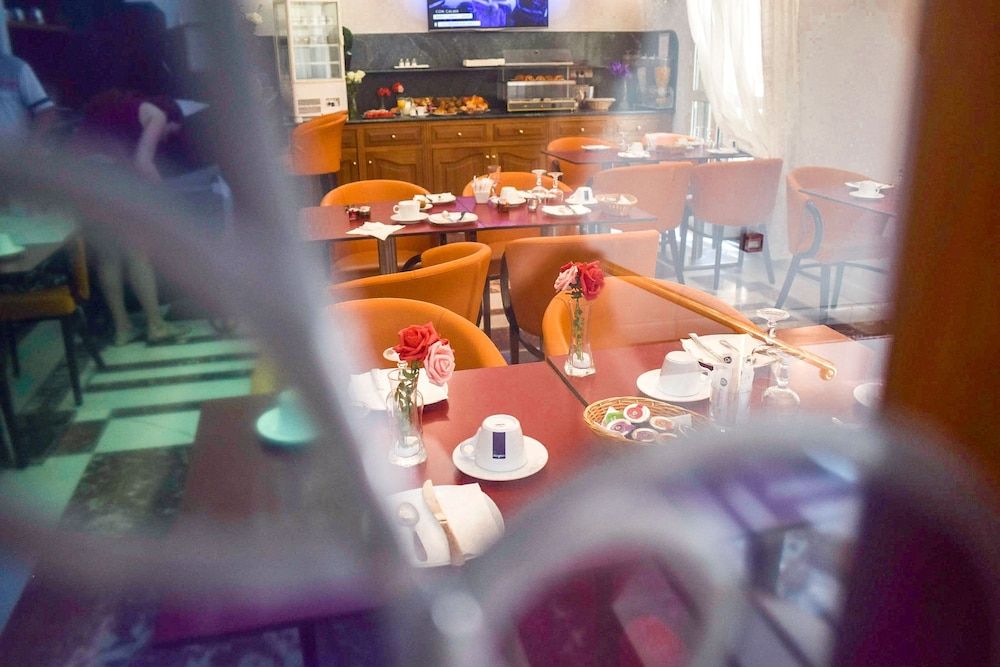 undefined Little Palace 8