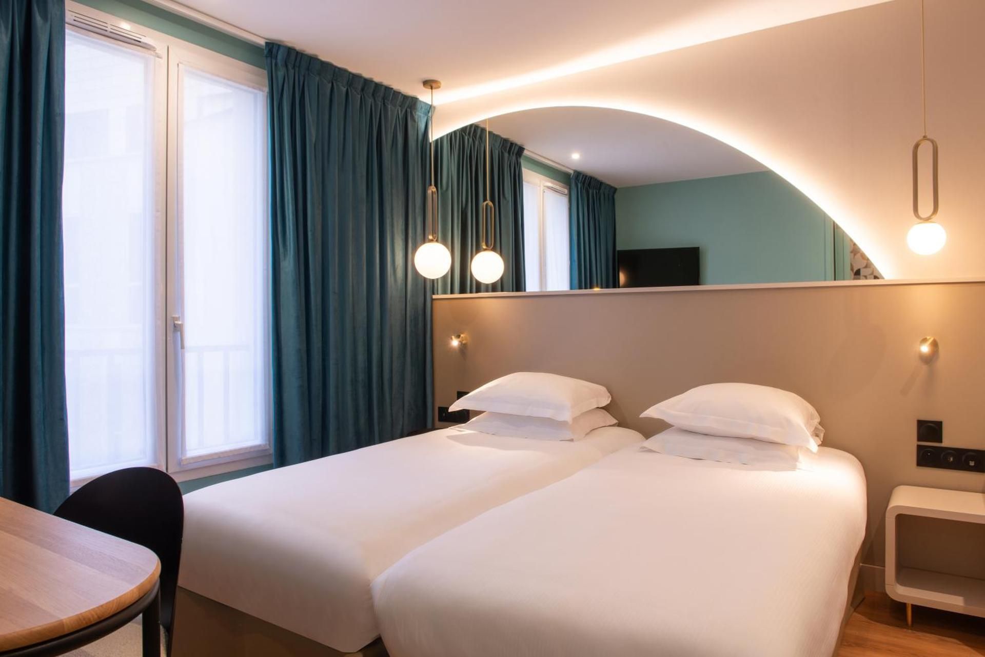 undefined Hotel Arc Elysees 9