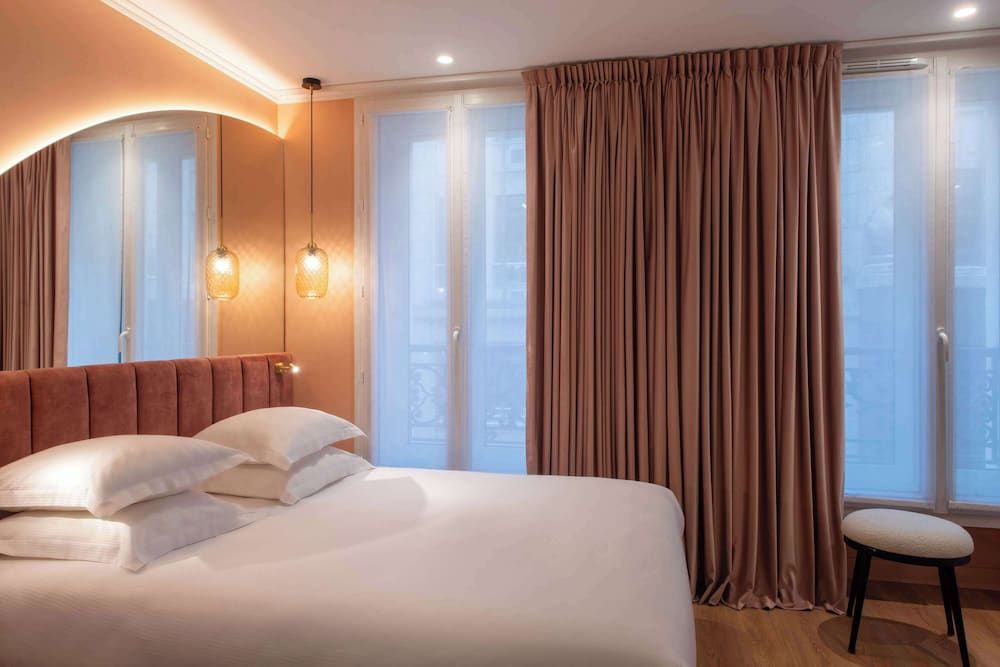 Hotel Arc Elysees Double Room