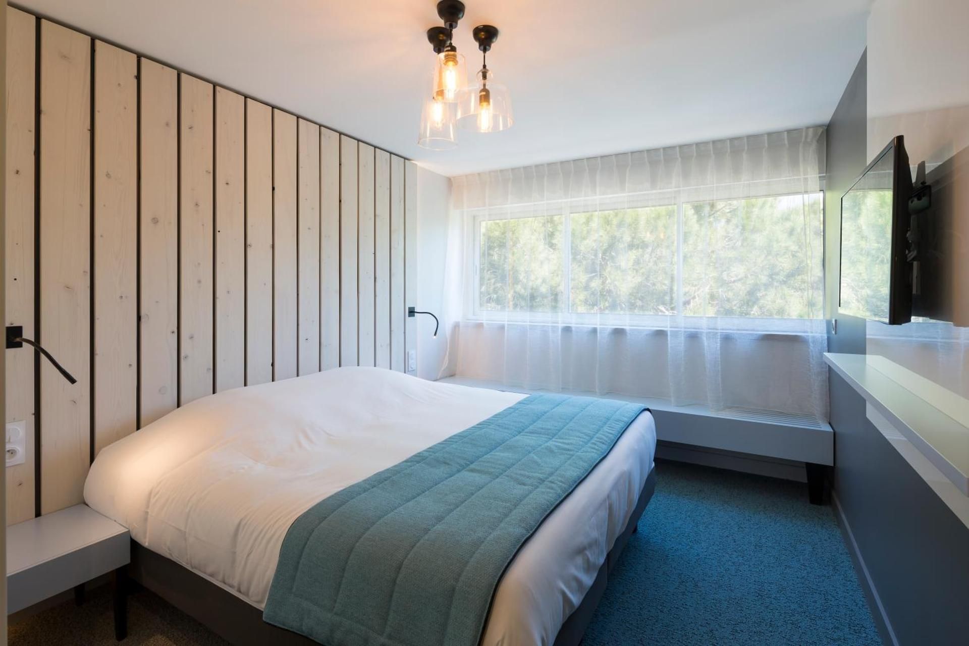 Suite with Garden View