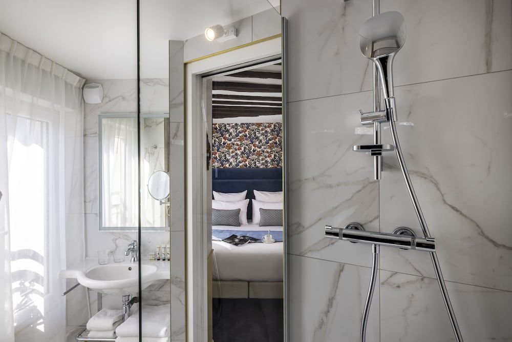 Hôtel Louis II Superior Double Room 6