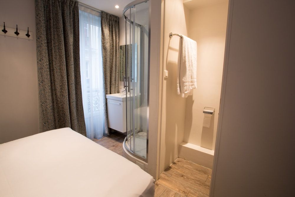 Hotel Savoy Single Room 5