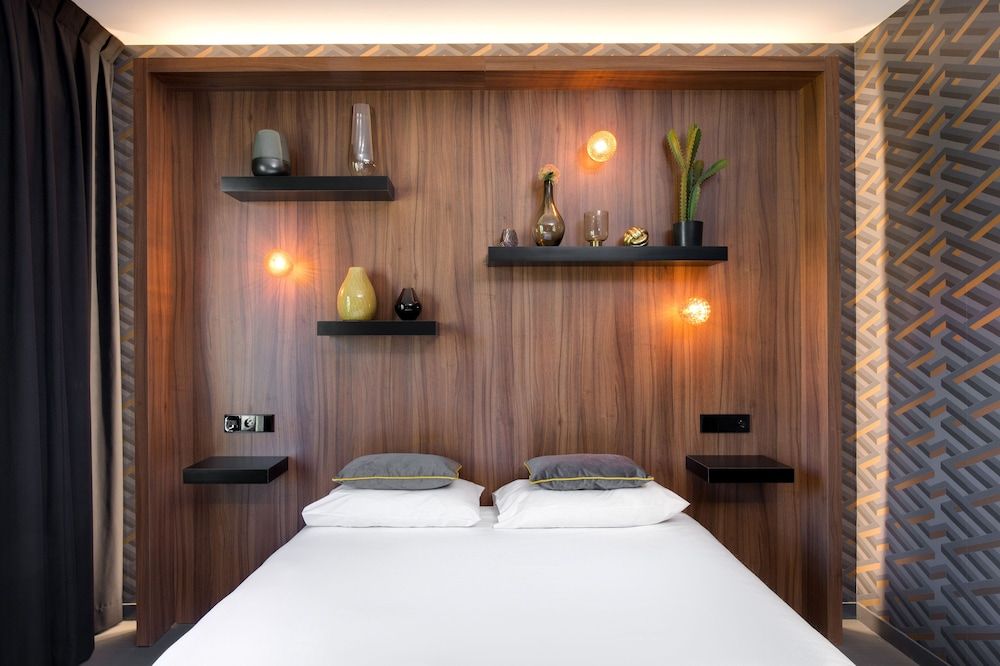 Hôtel Montmorency Deluxe Room 15