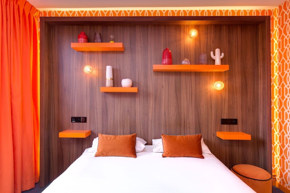 Hôtel Montmorency Deluxe Room 3