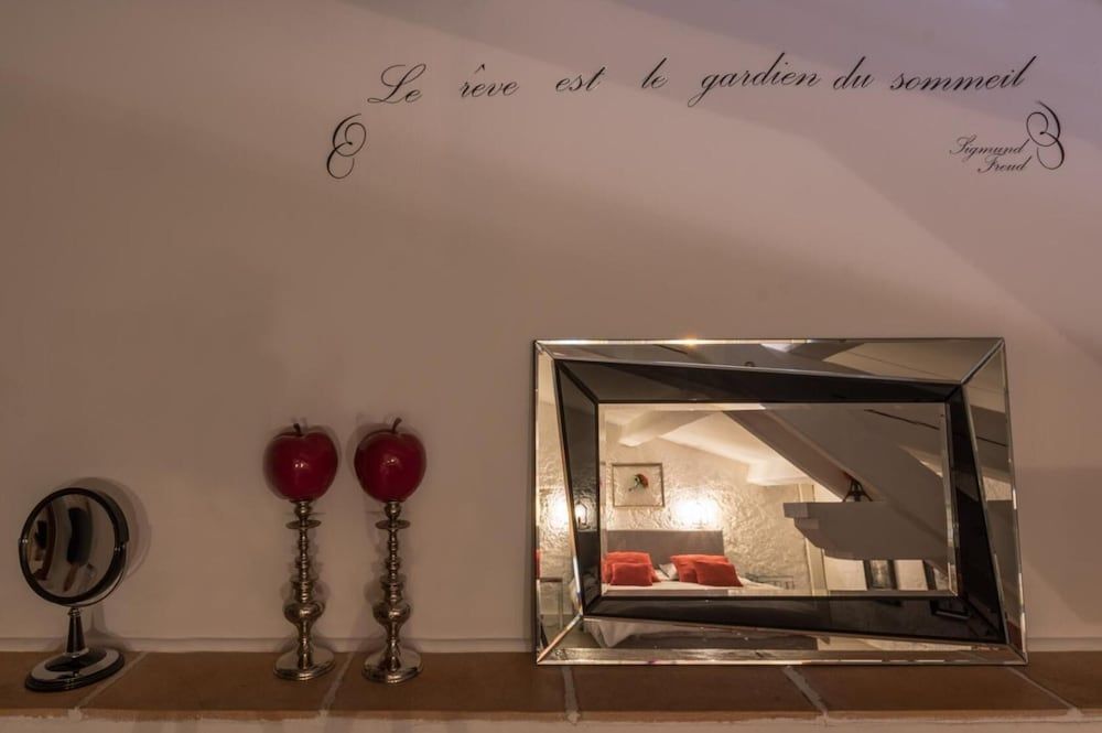 Clos de la Colombe Deluxe Double Room (3 épis ) 8