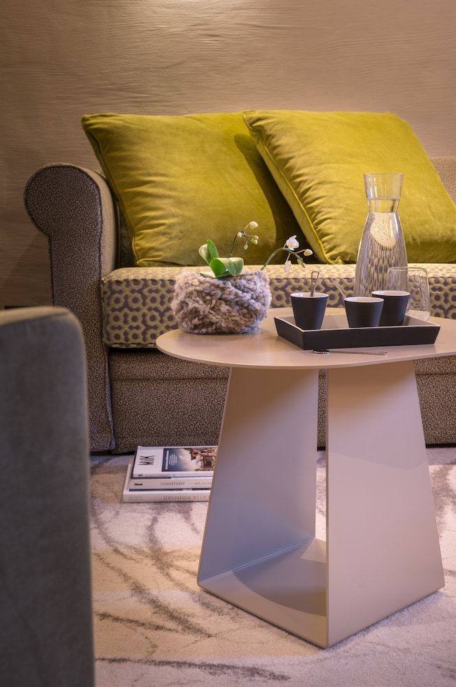 Les Loges Annecy Vieille ville Three-Floor Apartment with Fireplace and Hammam 5