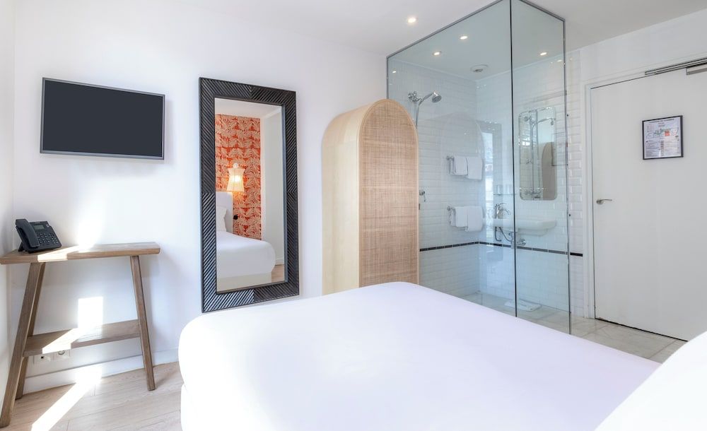 Hôtel Emile Le Marais Superior Double Room 3