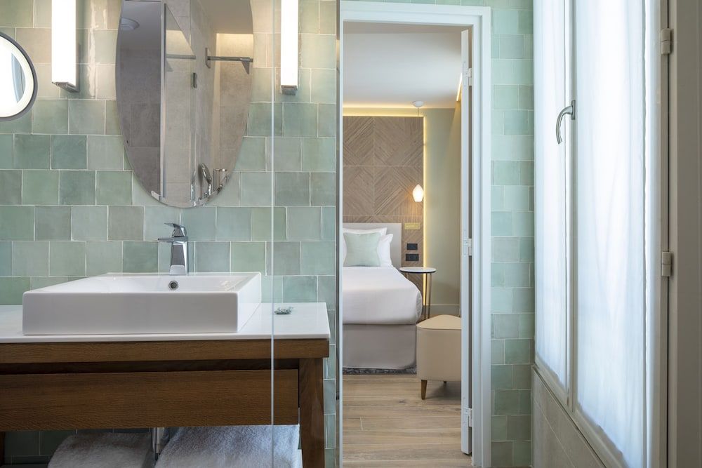 undefined Hotel Des Champs Elysees