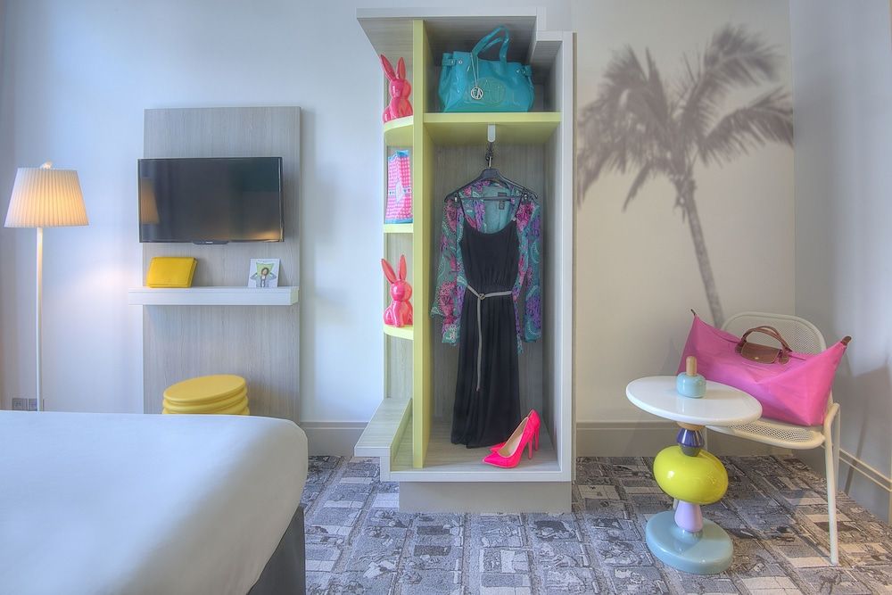 Ibis Styles Nice Centre Gare Standard Room, 2 Twin Beds 8