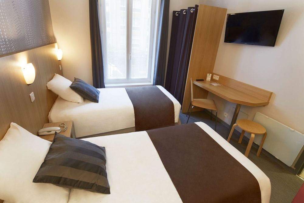 Hotel Paris Villette Twin Room 4