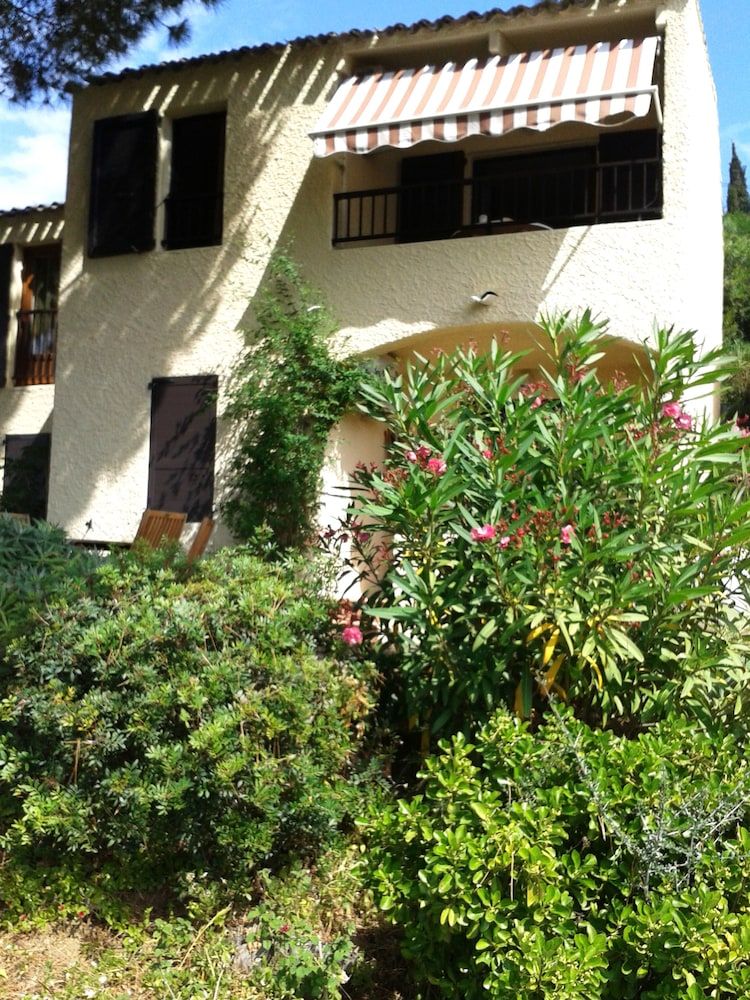 Domaine Saint Pierre Apartment, 1 Bedroom, Sea View 3