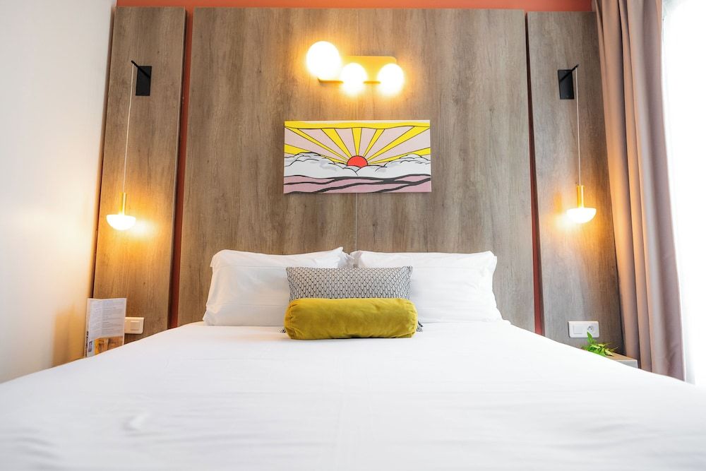 undefined Hôtel Le Seize, Nice 5