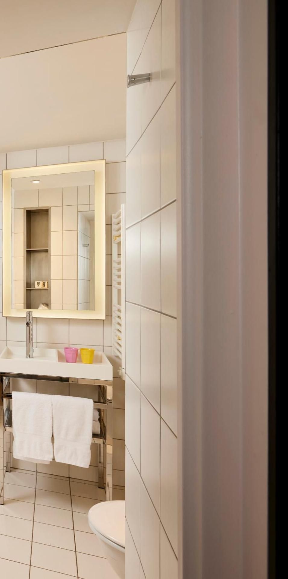 undefined Mama Shelter Paris East 9