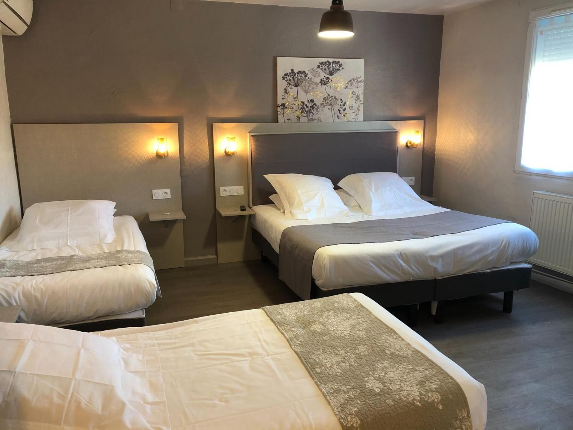 Classic Quadruple Room