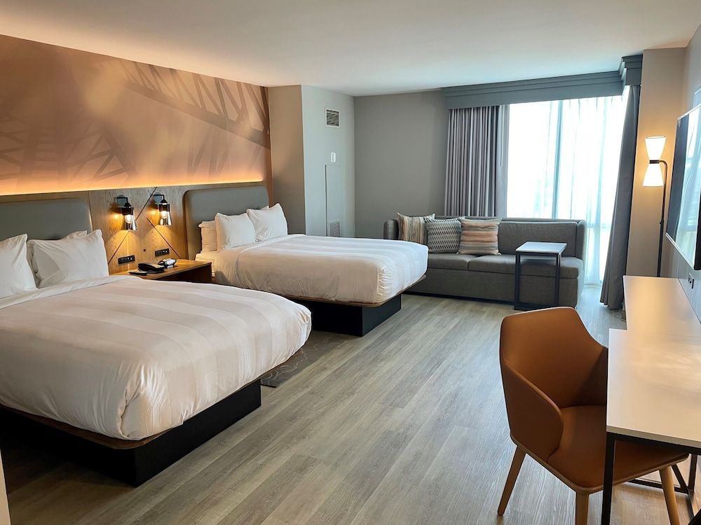 undefined Houston Marriott North 7