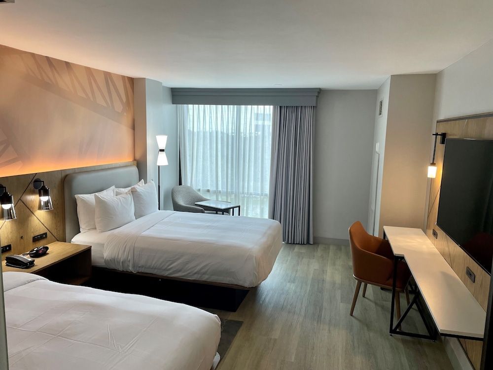 undefined Houston Marriott North 6