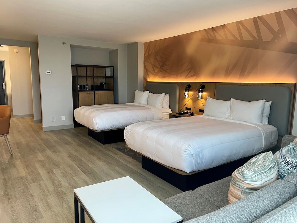 undefined Houston Marriott North 8