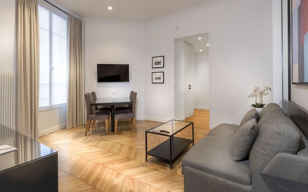 Résidence Charles Floquet Classic Apartment, 1 Bedroom, Courtyard View 4