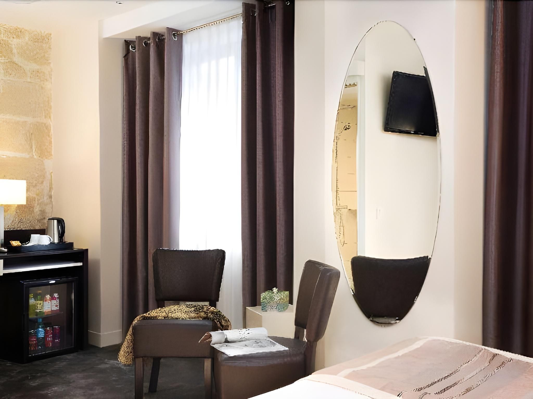 undefined Lion d'Or Paris Hotel 5