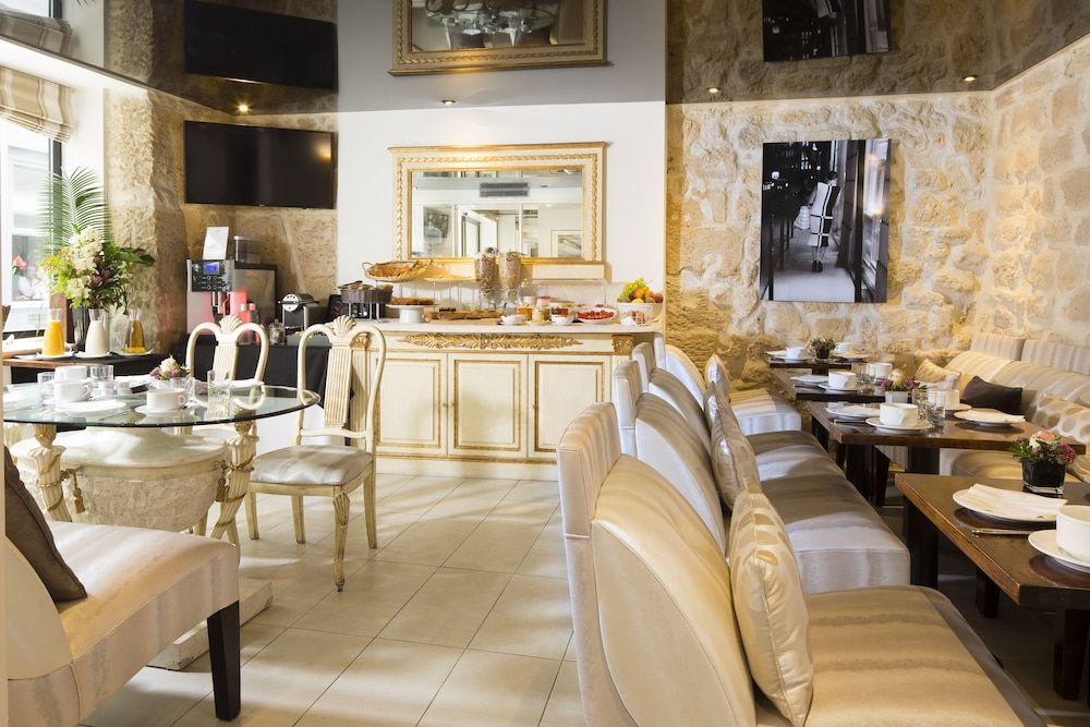 undefined Lion d'Or Paris Hotel 9