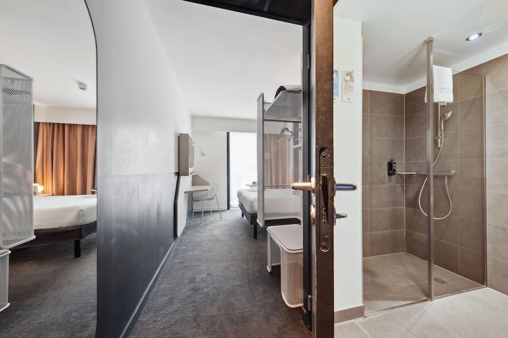 Ibis Styles Paris Charles de Gaulle Airport Standard Double Room, 1 Double Bed 6