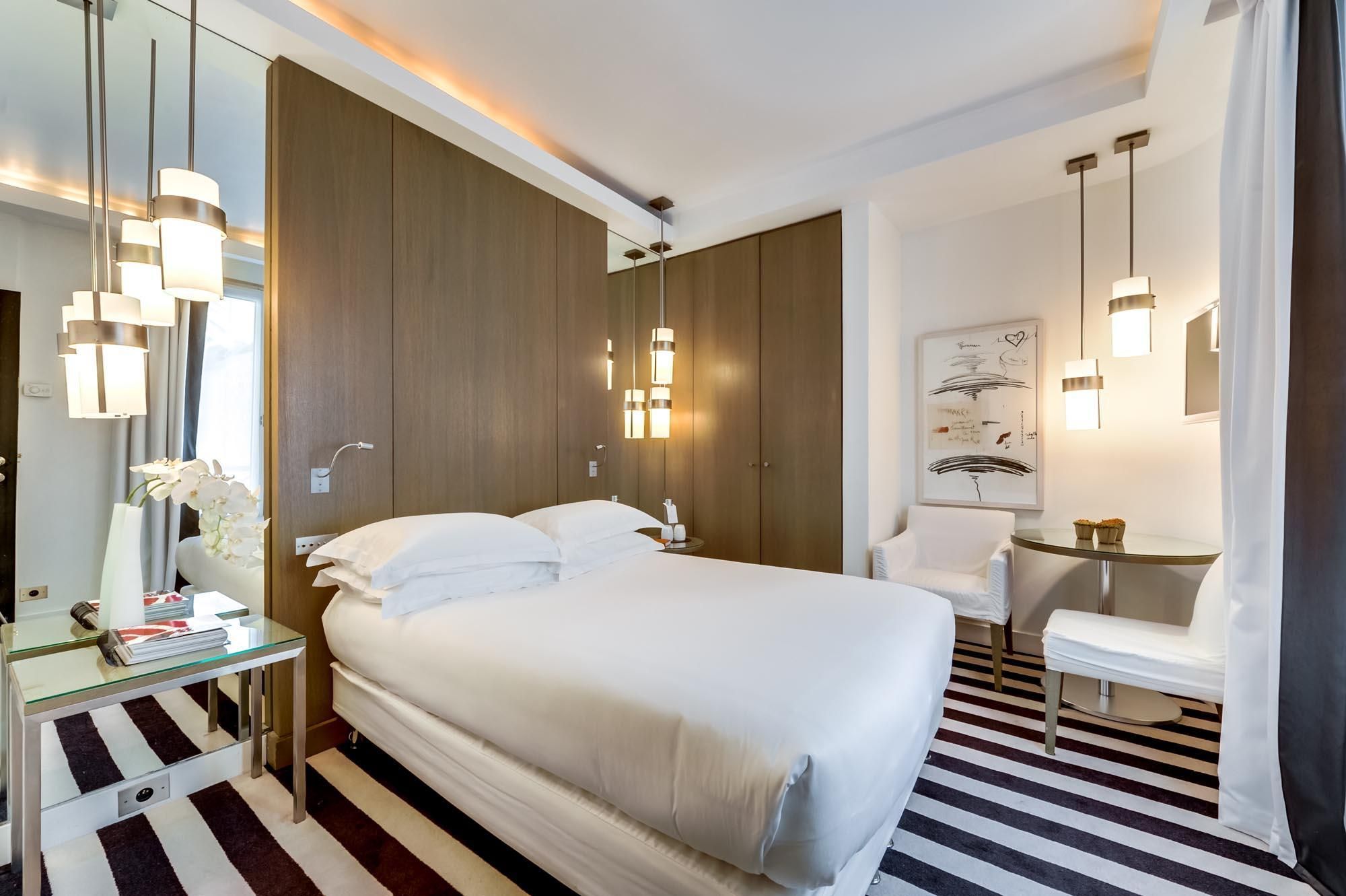 undefined Hotel Le A 9