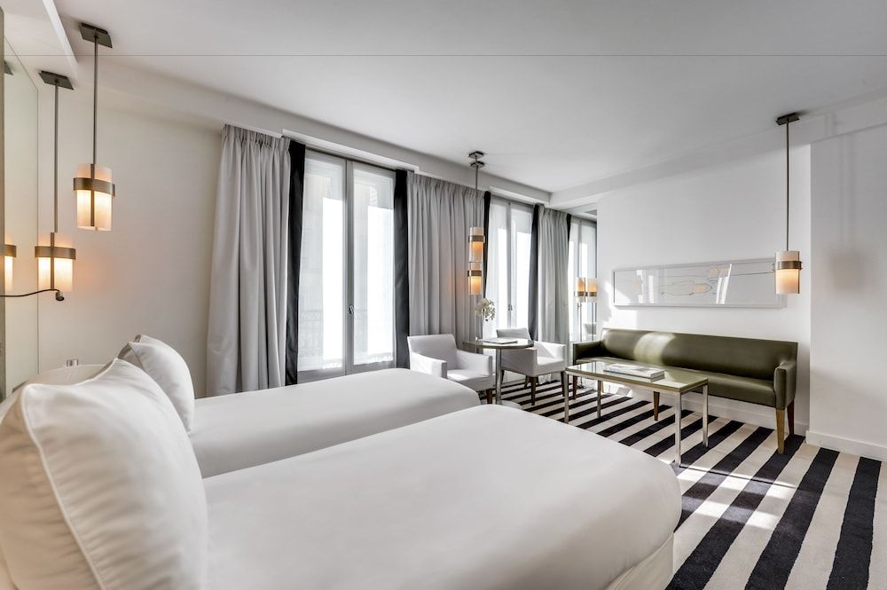 undefined Hotel Le A 4