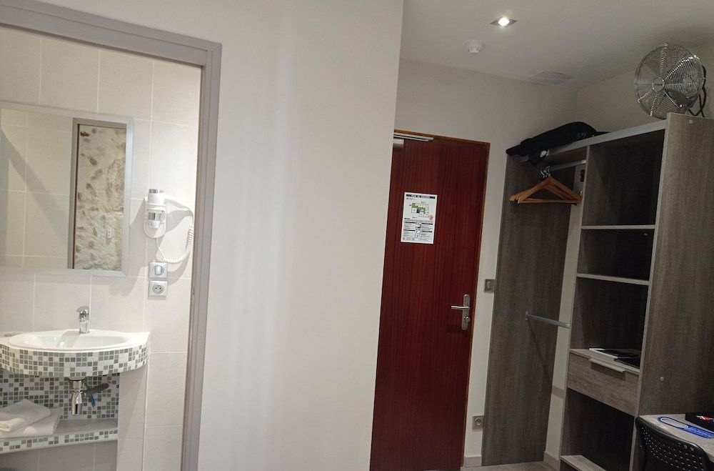 Standard Single Room, 1 Double Bed, Non Smoking