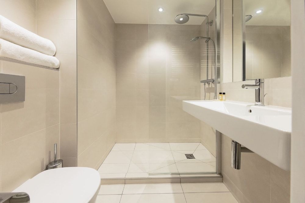 Hôtel Montbriand Antony Standard Double Room, City View 6