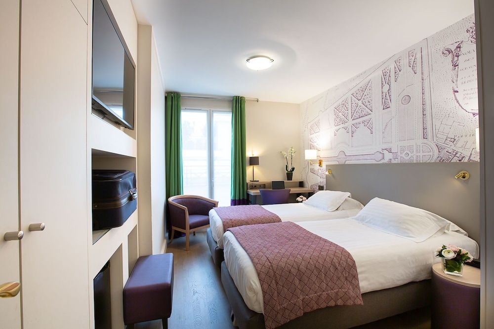 Hôtel Montbriand Antony Superior Double Room, Garden View 2