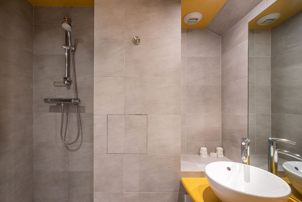 Hotel du Vieux Saule Classic Room 4