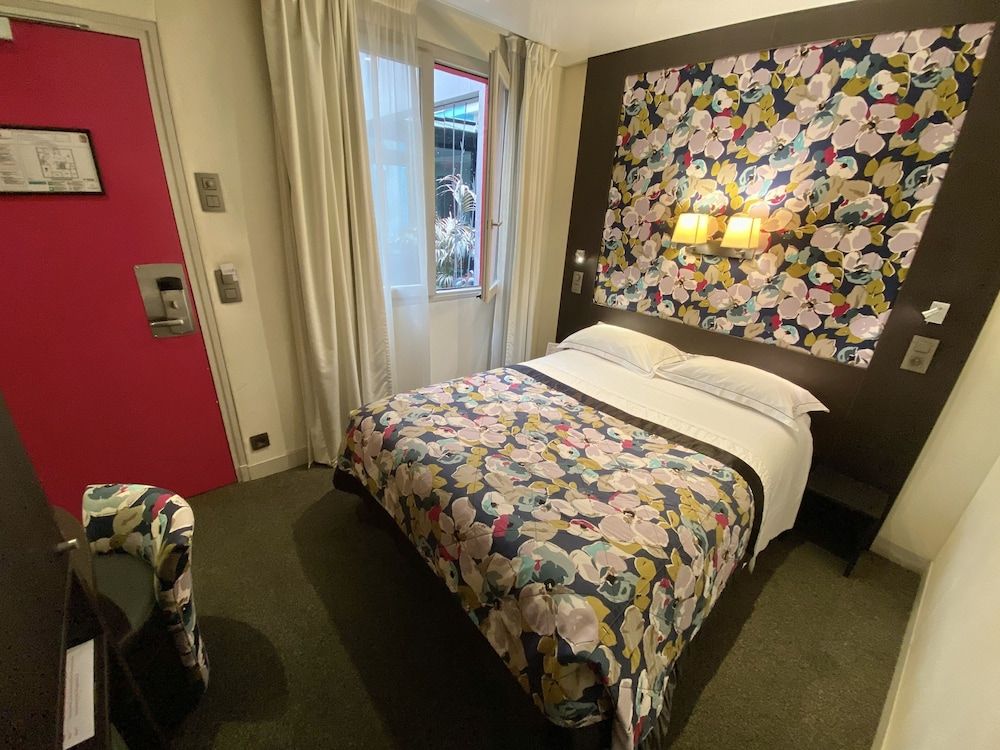 Hotel du Vieux Saule Classic Room 2