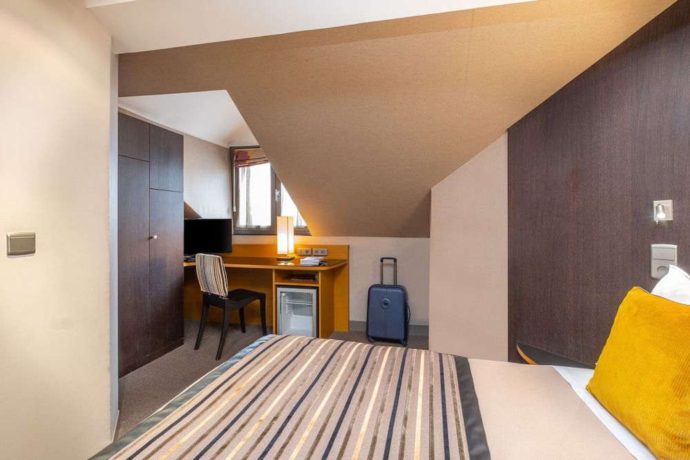 Hotel du Vieux Saule Classic Room 5