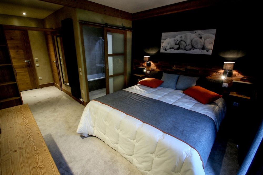 Family Suite (hotel services included)
