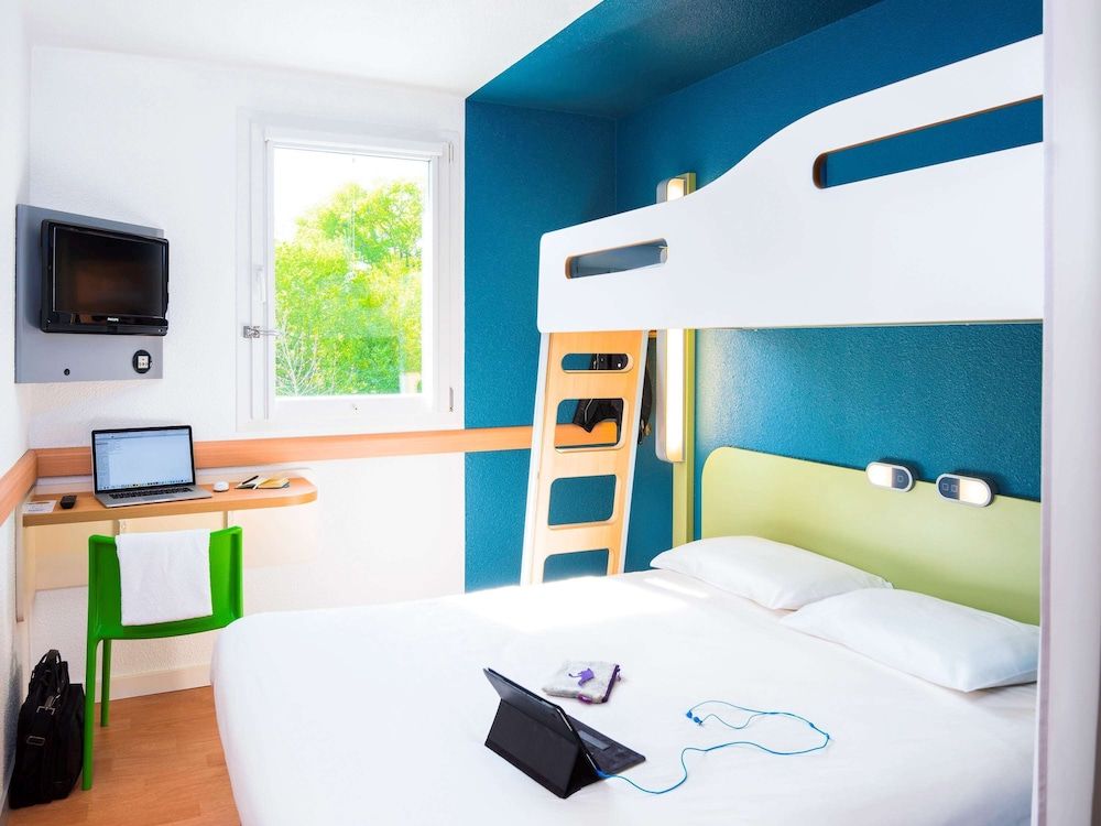 Triple Room, Multiple Beds