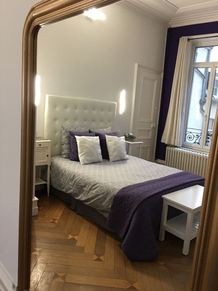 Royal Double Room, 1 Queen Bed, Jetted Tub, Garden View